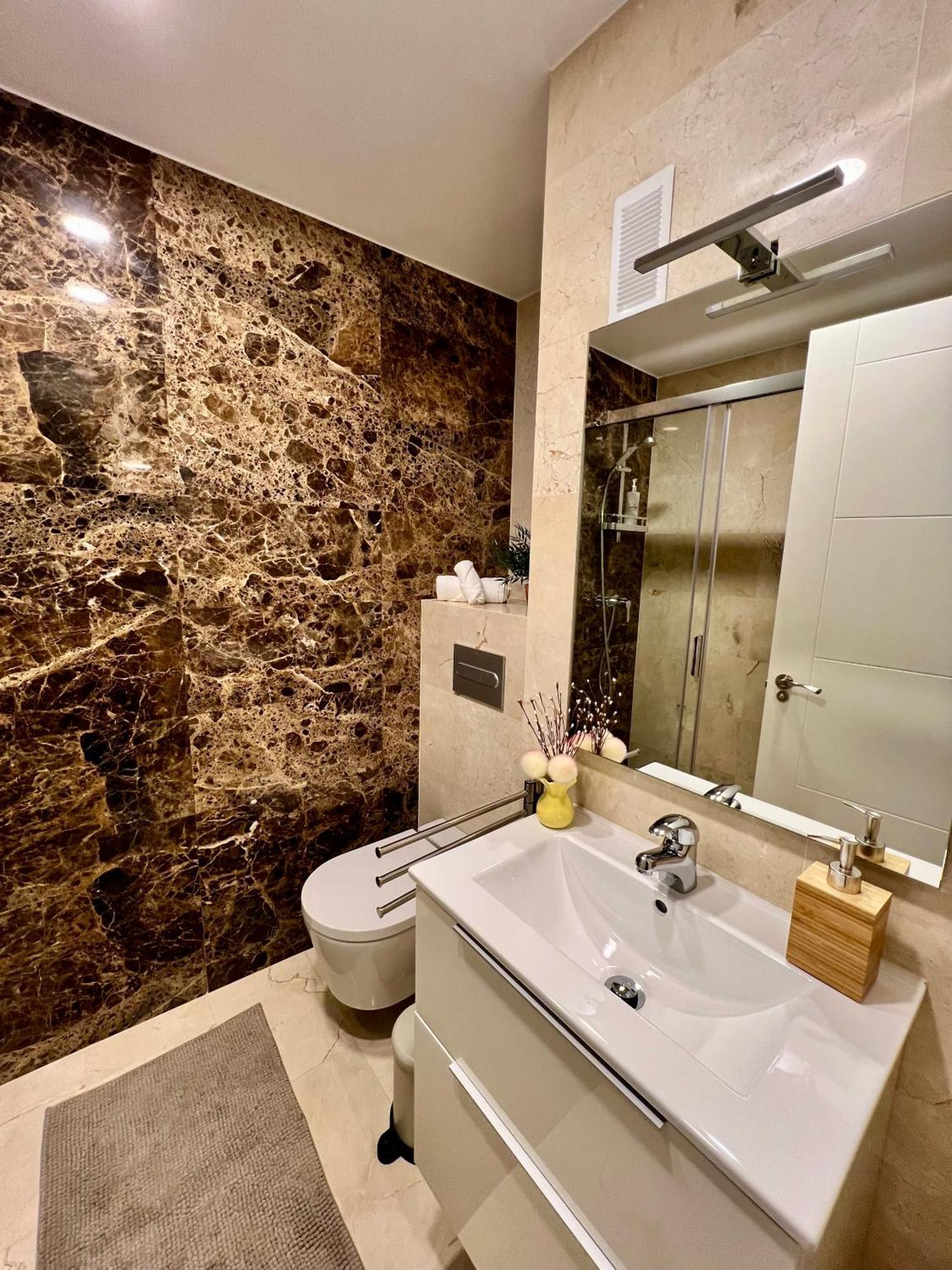 Apartamentos Prestige Suites Malaga IV Buitenkant foto