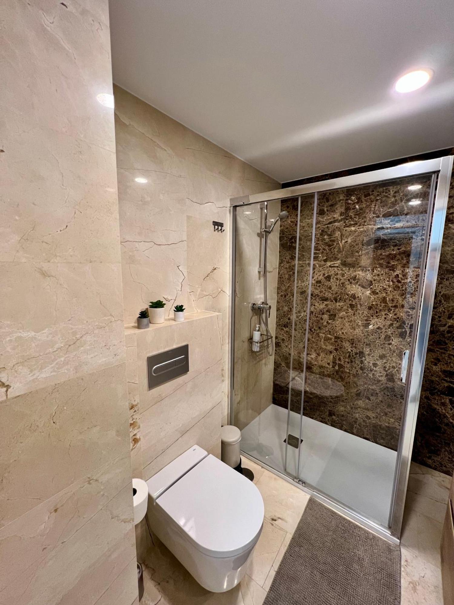Apartamentos Prestige Suites Malaga IV Buitenkant foto